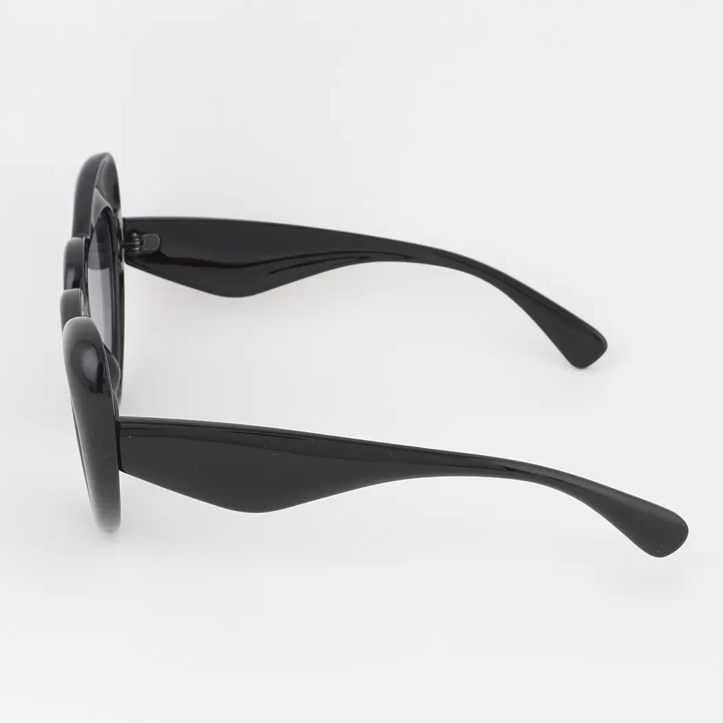 Fashionable Sweetheart Sunglasses