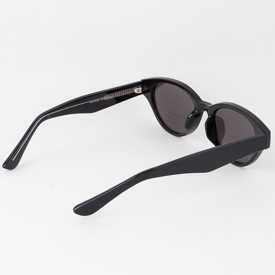 Polarized Two Toned Oval Sunglasses