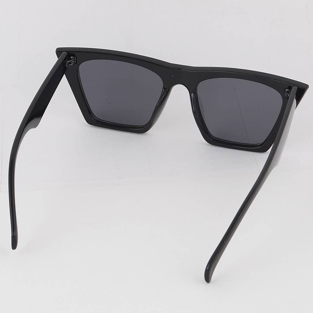 Oversized Cat Eye Sunglasses