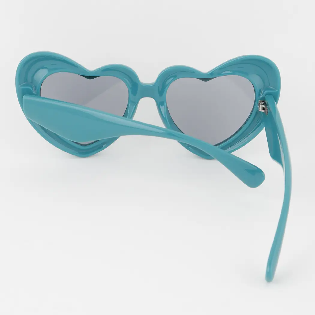 Fashionable Sweetheart Sunglasses