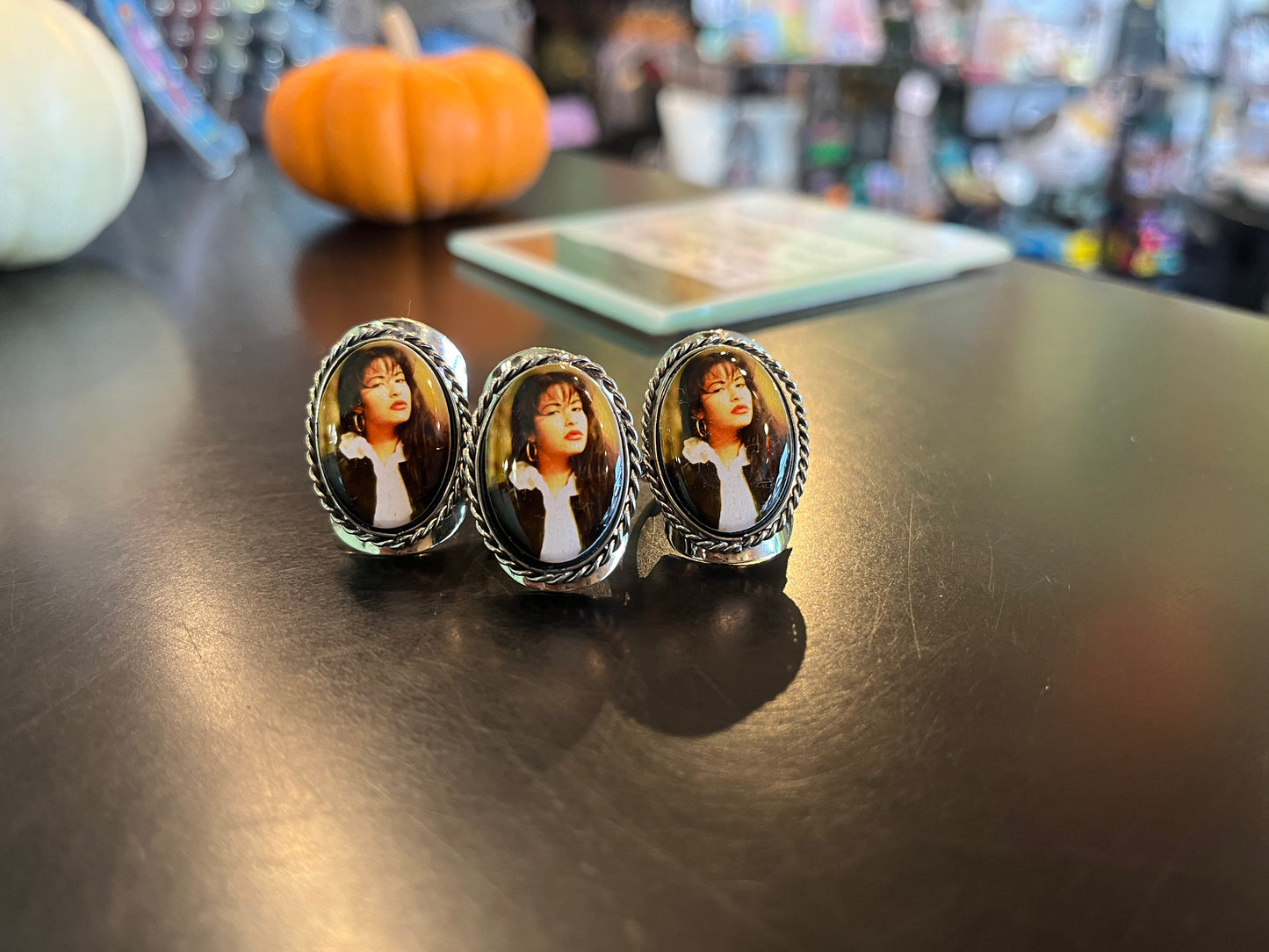 Selena Ring