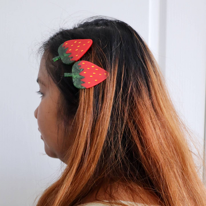 Strawberry Alligator Hair Clip Set