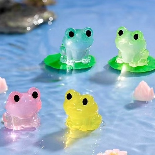 Frog Figurines Glow in the Dark