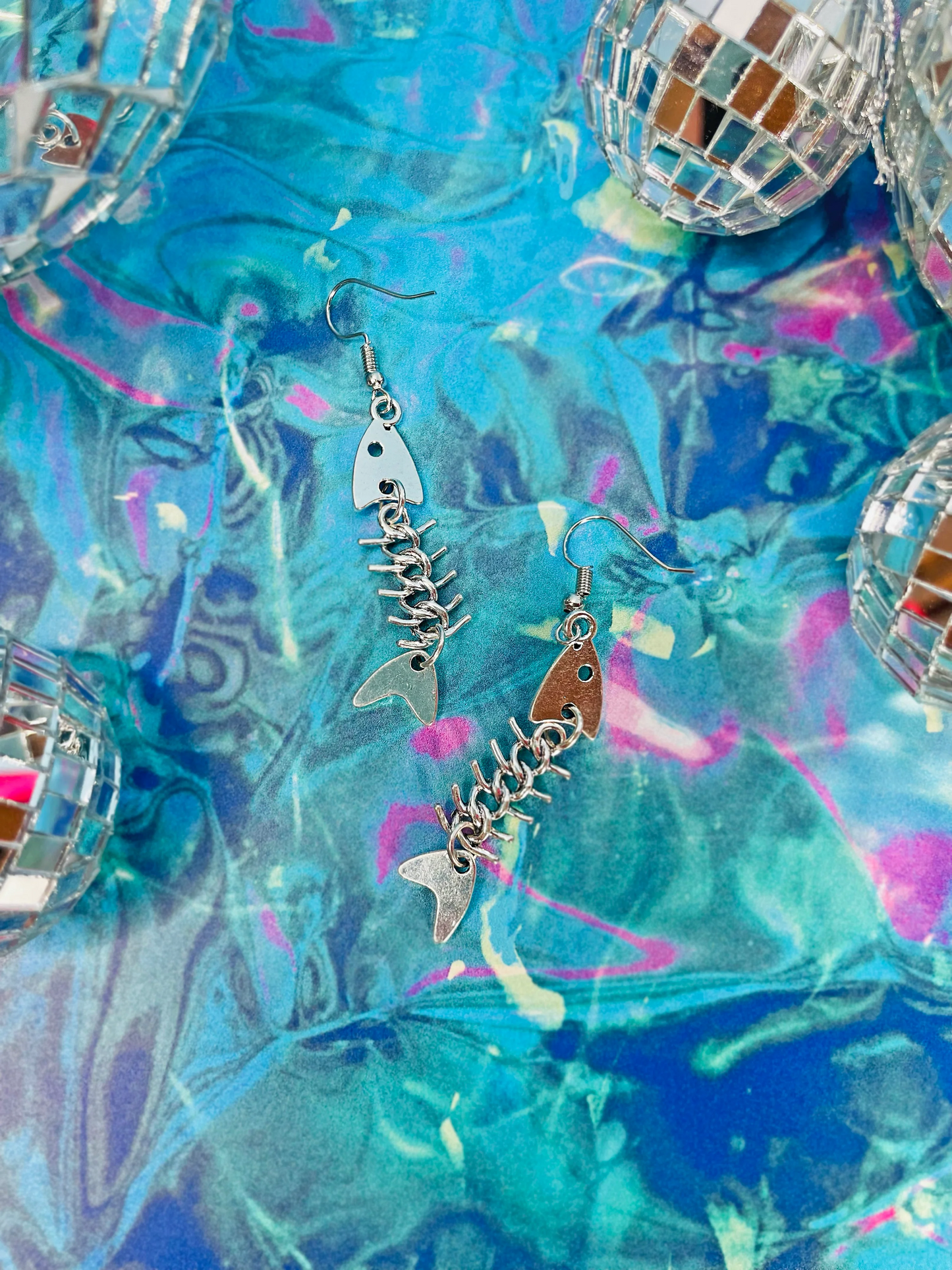 Fishbone Metallic Dangle Earrings