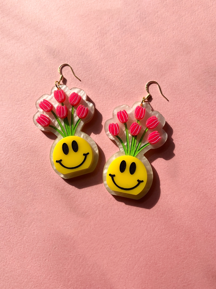 Happy Vase Dangle Earrings