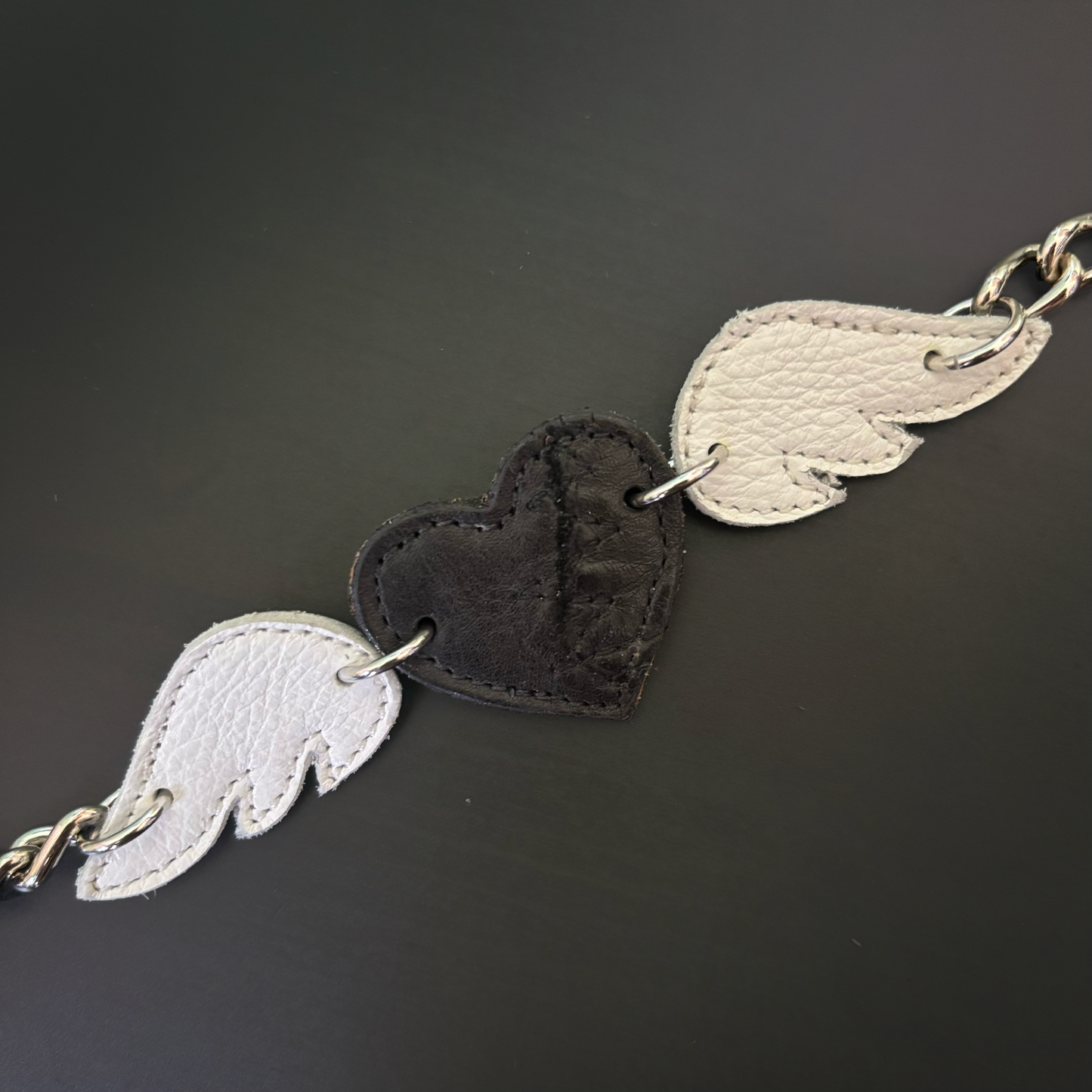 Wing Heart Choker