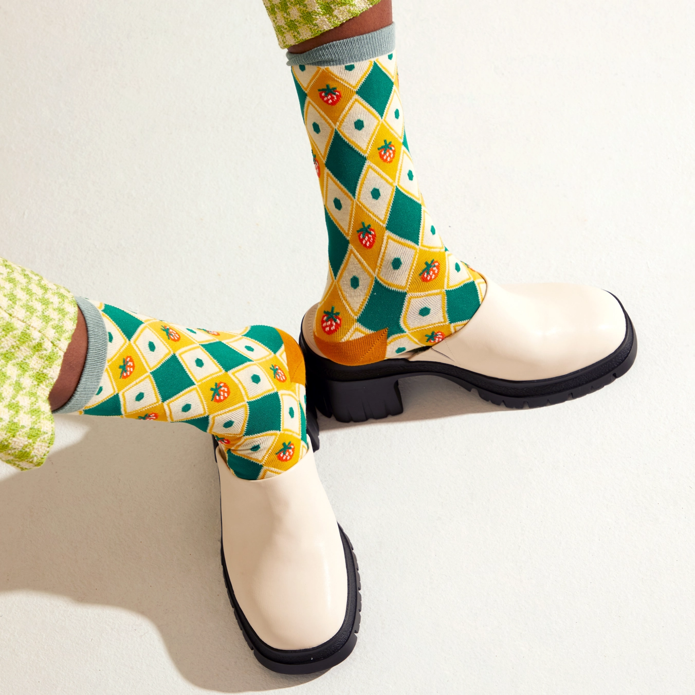 Strawberry Argyle - Women's Socks