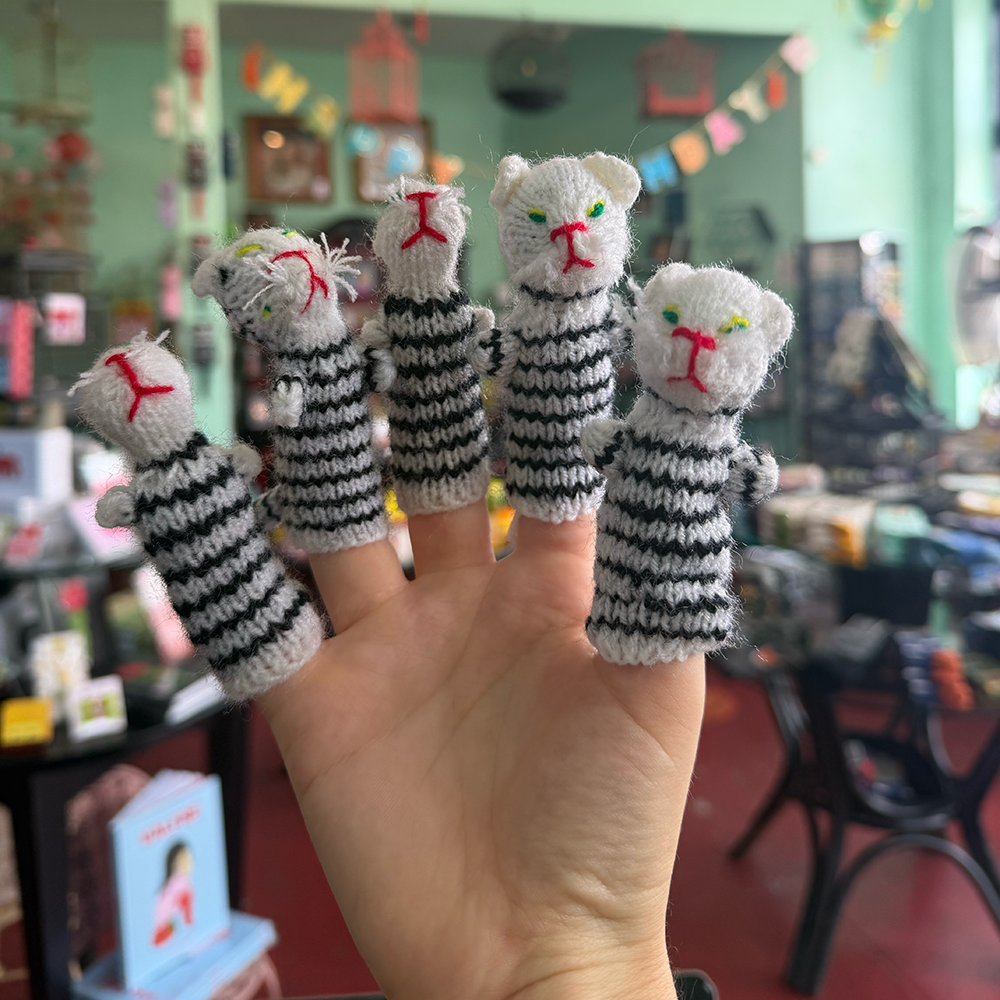 Cat Finger Puppet