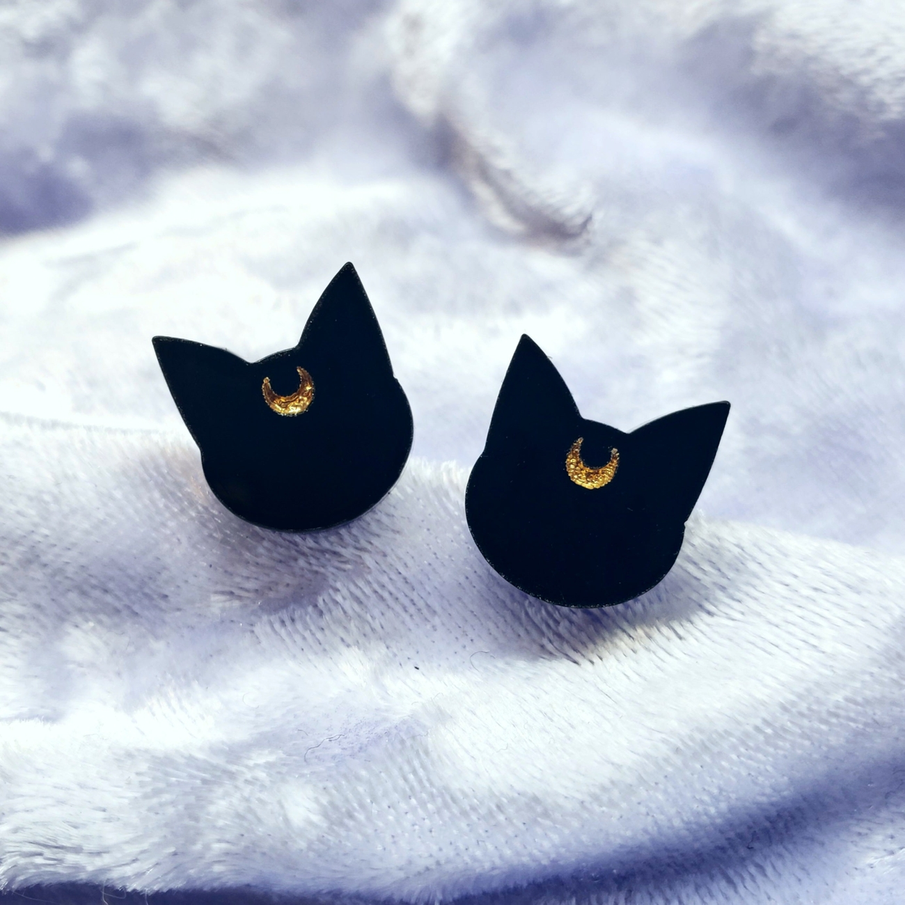 Luna Post Earrings