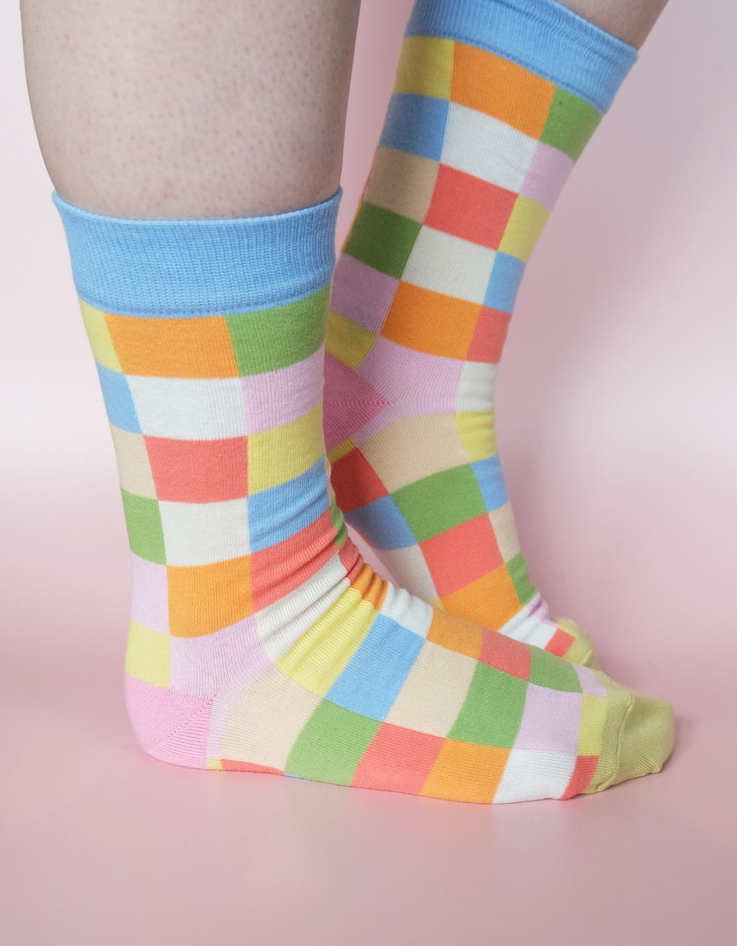 Rainbow Checker - Women's Socks