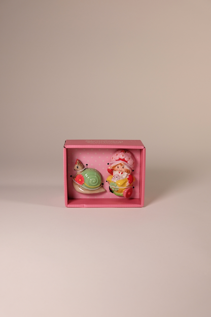 Strawberry Shortcake Snail Sip N' Steep Salt and Pepper Set